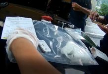 鷹眼警巡邏好眼力 警查獲毒品現行犯 (圖/警政署)