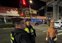 神明眼前供品也敢偷 難逃法眼遭警逮 (圖/警政署)