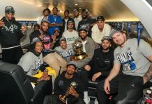 NBA:唐西奇與厄文聯手 獨行俠重返總決賽 (圖/取自Dallas Mavericks臉書)