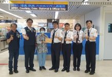 劉世芳視察高雄機場 感謝堅守國門 (圖/移民署)