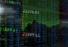 台股暴跌752點!創歷史第二大收盤跌點 (圖/示意圖)