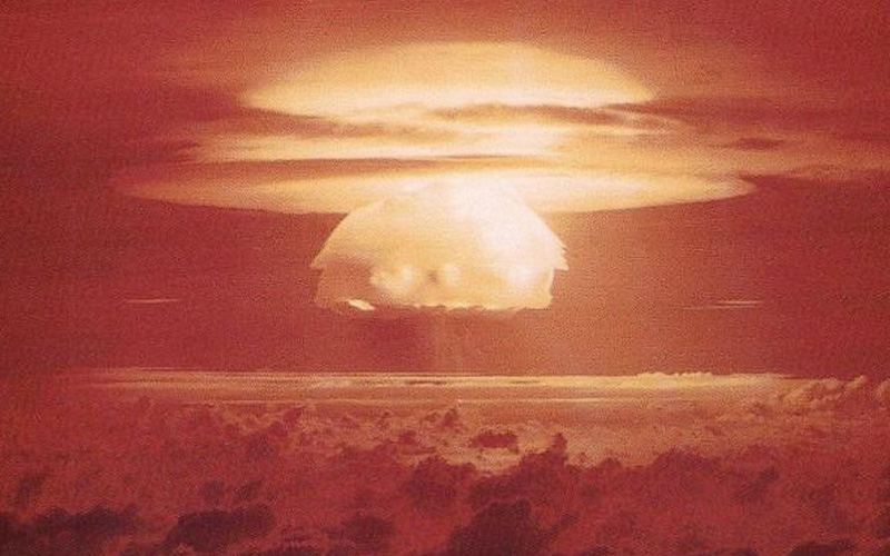 1954年3月1日，美國引爆代號為「喝彩城堡」的氫彈，這是美國在大氣層核試驗中試爆的最大核彈。圖/取自美國能源部