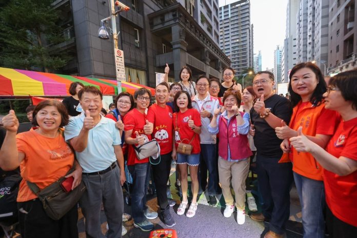 0FF6E4CA-3CF8-4DC8-8953-DA75B8176729