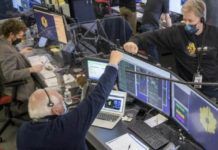 美國太空望遠鏡金眼睜開 擬2022夏開始探測