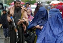 塔利班高層再下令 公共場合阿富汗婦女需穿戴罩袍