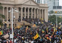 一帶一路現世報總統倉皇出逃 斯里蘭卡示威群眾攻佔總統府