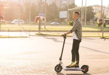 酒後騎電動滑板車肇事 酒測值0.54送法辦 (圖/示意圖)