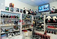 《熊貓生活館》三代店有一套 設計開發 連鎖加盟 小型會展 複合式餐飲通通來