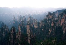 阿凡達場景重現 暢遊仙境 張家界