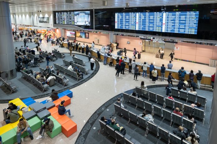 1140114-221E6A183E59C92E6A99FE5A0B41E69C8820E697A5E8B5B7E7968FE9818BE9AB98E5B3B0E69C9FEFBC8CE6A99FE5A0B4E585ACE58FB8E68F90E98692E69785E5AEA2E888AAE78FADE8B5B7E9A39BE5898D3E5B08FE69982E68AB5E98194E6A99FE5A0B4E8BEA6E79086E5A0B1E588B0E6898BE7BA8C