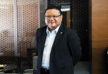 世界華人之光 照耀全球 許堅多元創新屢創第一