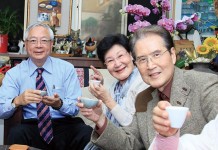 資深製作人周在台 煮茶論藝演藝圈傳香