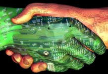 讓消費者自動上門?!低利當道虛實通路大吹整合風