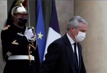 法國政界一致譴責社交網絡巨頭 永久封閉川普賬號激起億層浪