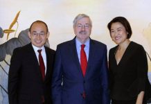 黑石收購SOHO中國失敗 不會落跑潘石屹夫婦優雅現身美國