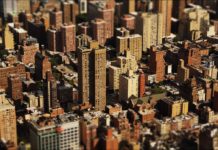 苦盼過去 2018房市代表字「轉」了