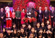 點亮聖誕樹,一起「愛‧分享」 台北晶華酒店邀請世大運代言人「熊讚」擔任點燈嘉賓 揭開「 我想變成你」弱勢兒童心靈導師活動 !