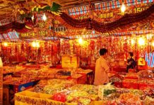 把握年前最後一波 來年貨大街採買