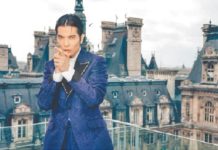 蕭敬騰視覺照法國拍 雨神魔咒本尊破除