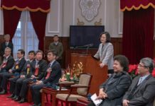 稱建築業火車頭 小英總統盼合作