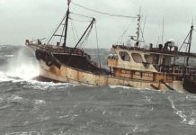 海巡硬起來 驅離南方四島15陸船