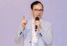 關臉書是否有重大決定?朱:讓小編勞動節休息