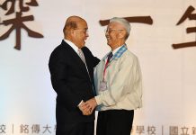 蘇揆:感謝好老師教出好人才 讓台灣具國際競爭力