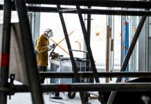 勞工紓困貸款名額已滿 勞動部即喊卡