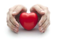 金管會將自111年8月開始受理純網路保險公司之申請設立