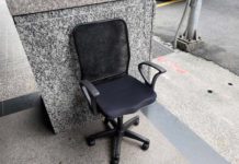 警員債務糾紛 拿「滾輪椅」滑動告殺人未遂判決出爐