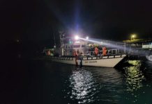 影/國慶連假搭船衝蘭嶼吸毒?台東刑警凌晨搭海巡快艇登島