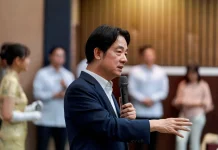 何豪毅專欄/凝視深淵 追究賴清德的勞力士(何豪毅) 圖/擷取自網路