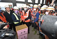 中斷三天/台九線今(15)日搶通 蘇貞昌:加速推動蘇花安計劃 圖/政院提供