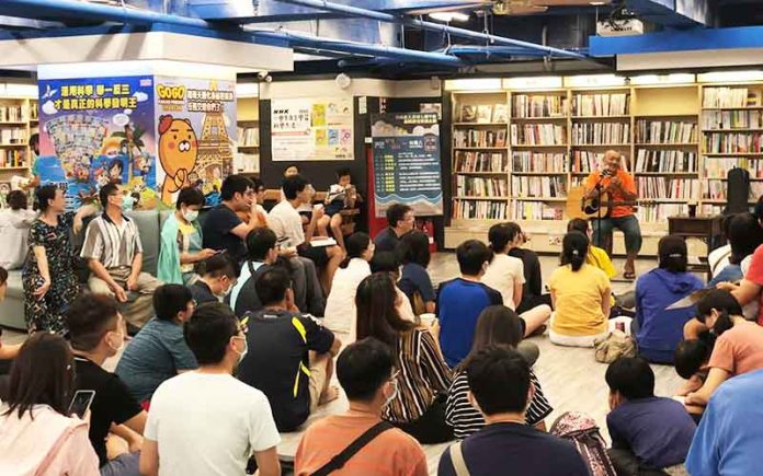 位於台南市中西區的政大書城台南店，常舉辦一些活動。圖/取自政大書城台南店臉書