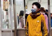 鹽水蜂炮睽違3年首開放 台南消防隊:12人不幸受傷 圖/翻攝畫面、黃偉哲臉書