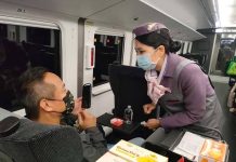 220起口罩令解禁 公共運具及場站內仍須全程佩戴口罩 圖/翻攝交通部臉書