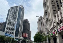 鄭正鈐爭取關埔空橋專案補助 竹科管理局允諾配合 圖/談曉泉攝