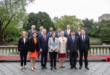 蔡麥會後續/麥考爾承諾 將加速對台軍售 圖/總統府提供