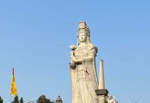 西湖五龍宮媽祖 石雕聖像護佑 圖/談曉泉攝