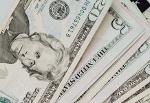 閃避美國金融風險 大陸5月大減美元儲備、增加黃金儲備 美金示意圖