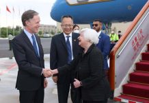 葉倫抵北京訪問 陸:「脫鉤斷鍊」沒有贏家 圖/美國駐北京大使館推特