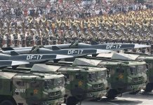 美報告:陸升級對台武器 部署東風17中程飛彈 壓縮國軍預警時間 圖為2019年中共70周年國慶閱兵時,首次展出超高音速的「東風-17彈道飛彈」。圖/取材中新網