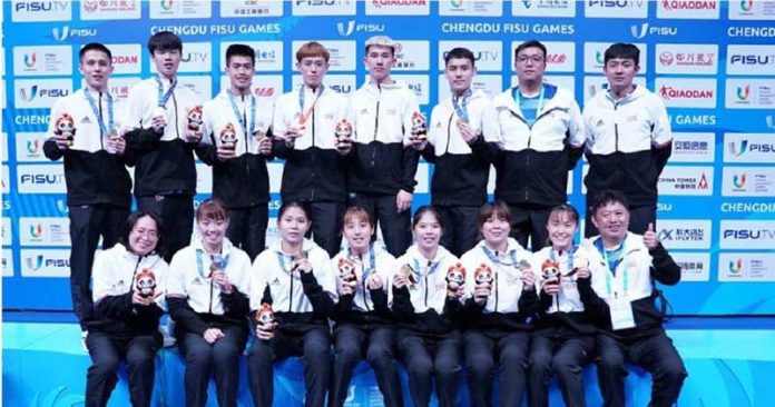 中華世大運羽球隊在混合團體摘金，完成2連霸。圖／大專體總提供