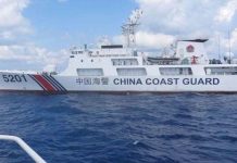 中菲仁愛礁對峙升高 陸公布錄影證明水炮未直射菲船 中國海警船5日現身仁愛礁附近,並阻擋菲軍方往仁愛礁運補物資。圖/取材網易