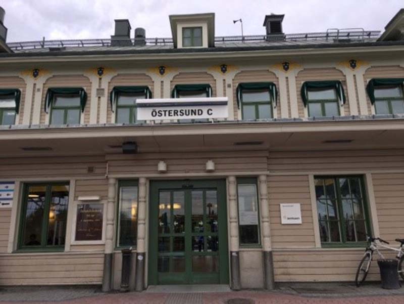 典雅高貴，一塵不染的Ostersund木造車站