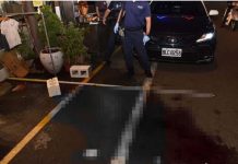 婦人四樓晾衣卻摔落殞命 隔壁鄰居全目睹 圖/翻攝畫面、民眾提供