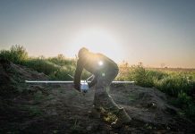 抗衡共軍 美擬兩年內部署數千無人機 圖為烏克蘭軍隊運用無人機進行偵察等作戰任務。圖/取自烏克蘭國防部臉書