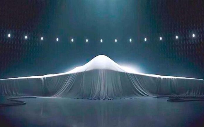 研製轟20的西安飛機工業集團在宣傳片「大國起飛」片尾留下的新戰機身影。圖／取自西安飛機工業集團官網