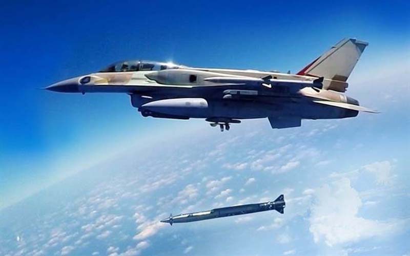 以軍F-16I戰斗機發射「暴怒」空對地導彈。圖／取自以色列空軍