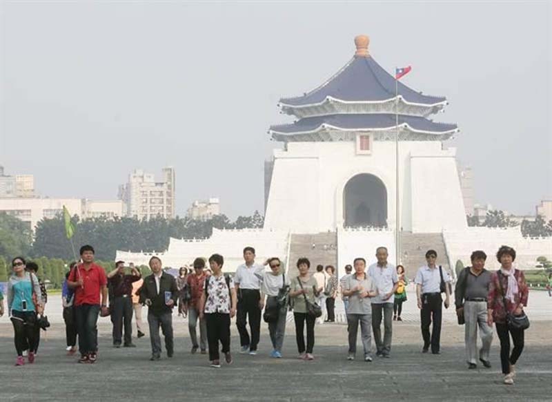 海外陸客來台或可在感恩節、聖誕節前後形成一波高峰，但期待大陸開放陸客團來台，短期內機會不大。圖／引自新浪網